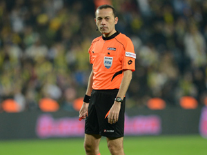 Cüneyt Çakır'a dev görev