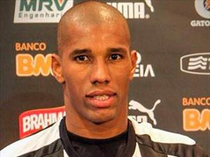 Eski Trabzonsporlu takımından kovuldu