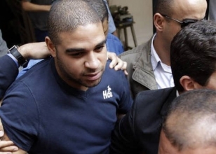 Yıldız futbolcuya uyuşturucudan büyük bir şok!