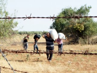 Suriyelilere yardım edelim mi anketi