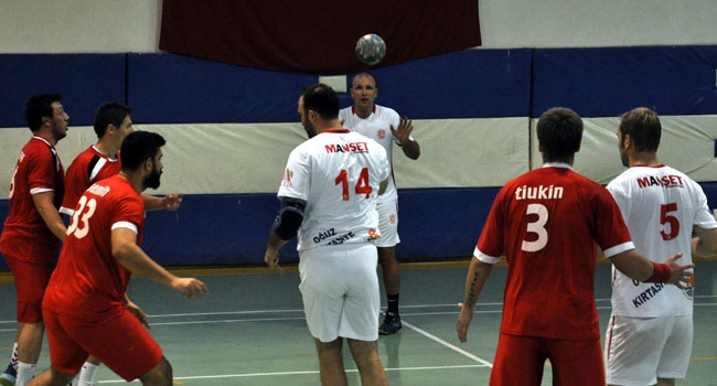 Mersin Antalya'yı evine boş gönderdi