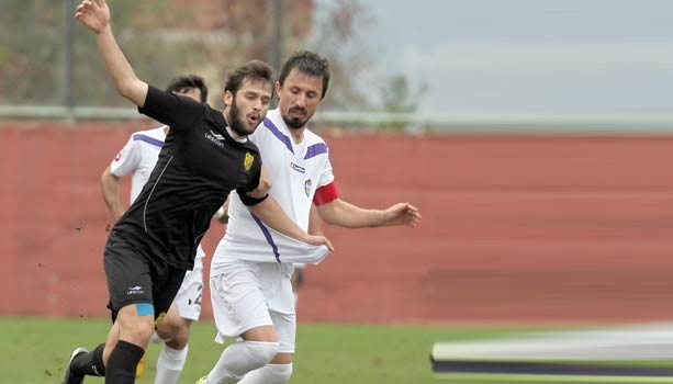 Arsin lidere geçit vermedi