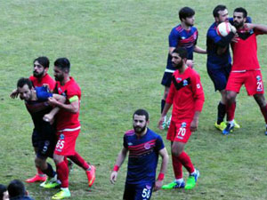 Asker selamı sahayı karıştırdı