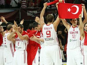 12 Dev Adam ölüm grubunda