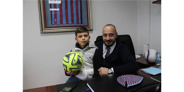 'Cardozo' vaadini yerini getirmeye çalışıyor