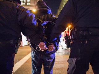 Paralel yapı operasyonunda 3 polis gözaltına alındı