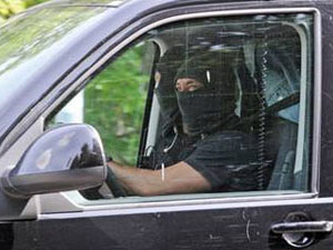 Okul baskını: 500 öğrenci