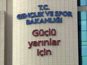 Bakanlıkta Bıçaklı saldırı