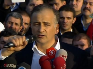 Ekrem Dumanlı: “Hiçbir kanunsuz işimiz yok”