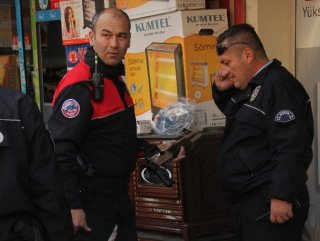 Tükürük kavgası: 3 yaralı