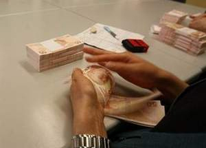 İş beğenmeyene yardım yok!