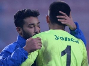 9 gol yiyen o kaleci meğer!...