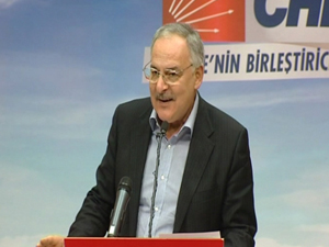 Başbakan’a 3 soru sordu...