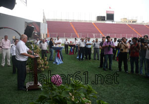 Avni Aker görücüye çıktı/ Galeri