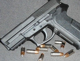 Banka soygununda 6 kişi öldü