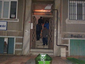 Annesi ve babasıyla aynı kaderi yaşadı