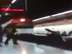 Metroda feci ölüm!