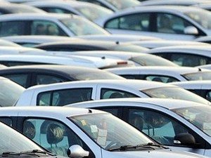 Isparta’da kilometresi düşürülen aracı alan galericiye emsal karar