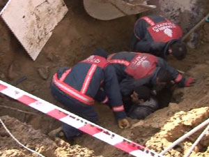 AVM inşaatında can pazarı