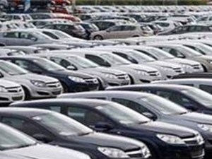 Kaç lüks araba kaçak kullanılıyor?