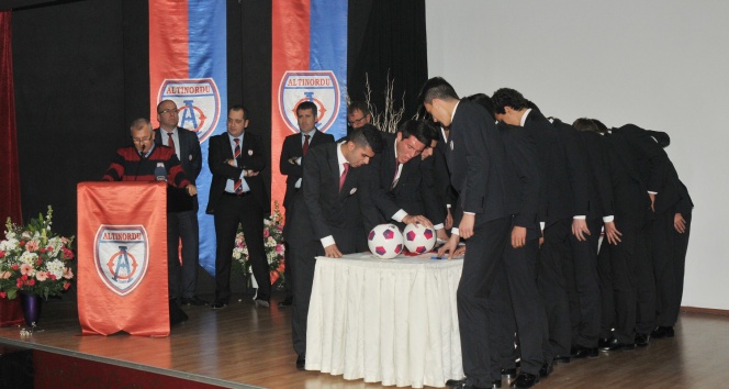 Bu da futbolcu yemini