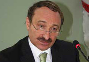 Özak"Türkiye'ye çivi çakacağız"