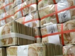 Milli Piyango milyoneri selfie çektirdi