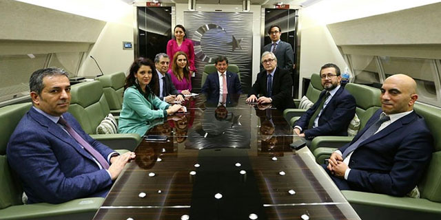 Davutoğlu: İtalya'dan acilen izahat istedik