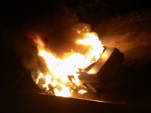 Seyir halindeki kamyon yandı