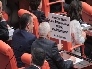 Bu da oldu: CHP’den hadisli pankart