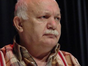 Usta oyuncu hayatını kaybetti