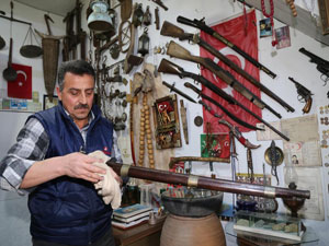 Rizeli dükkanı müzeye çevirdi