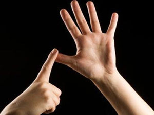 İşaret diline "kısa filmle" dikkati çektiler