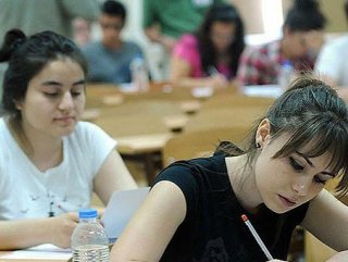 Öğretim elemanı sınavlarında 65 puan şartı