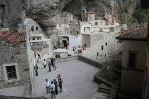 Trabzon'u camlara işliyor