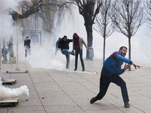 Kosova savaş alanına döndü