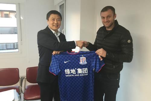 Avraam imzayı attı!