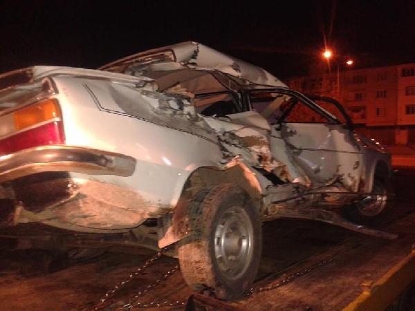 Gölbaşı’ında yük treni otomobile çarptı