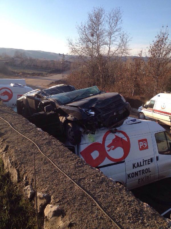 Sporcu öğrenciler kaza yaptı 6 yaralı