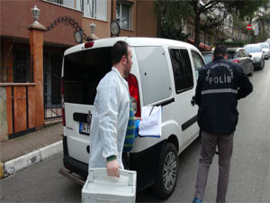 Uzman doktor evde ölü bulundu!