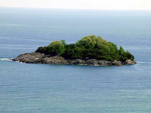 Karadeniz'in tek adasına mitolojik yolculuk