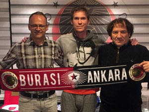 Ünlü oyuncu o takımla anlaştı