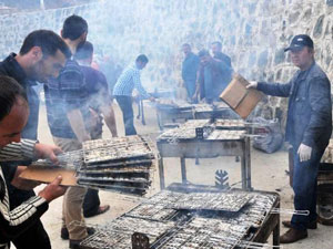 Üsküdar’da hamsi Kadıköy’de horon