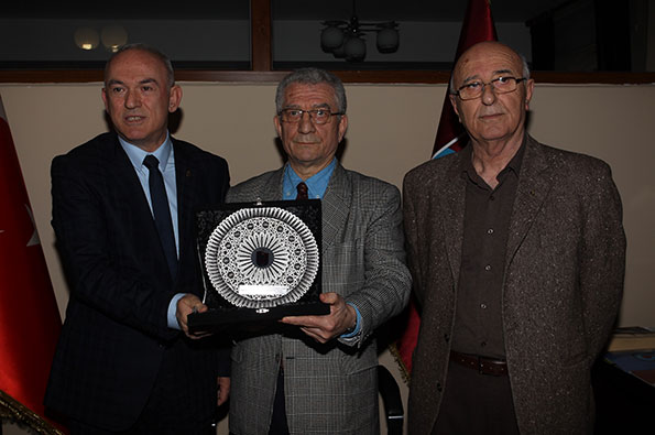 Trabzonspor Divan Kurulu’nda devir teslim yaptı