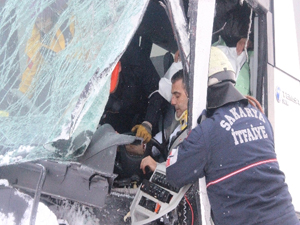 TEM’de can pazarı: 30 yaralı