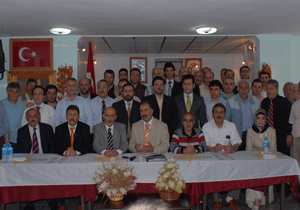 AKP Akçaabat'ta ipler koptu