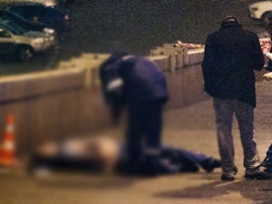 Muhalif politikacıya sokak ortasında infaz