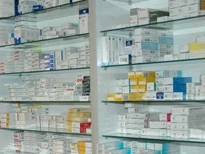 Eczaneler karar aldı: Suriyeliye ilaç yok !