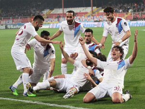 Trabzonspor'u onlar sırtlıyor