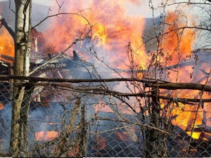 Soba evi küle çevirdi